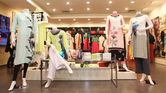 W Store