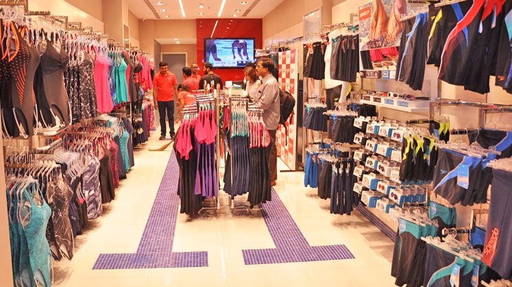 Zes helemaal Kapitein Brie Speedo India expands retail footprint with the launch of its 45th store |  Retail News India