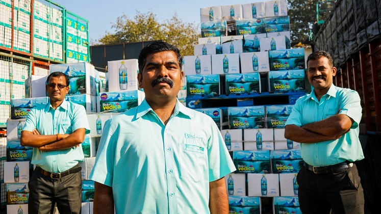 Bisleri transformed 10,00,000 used bottles into uniforms